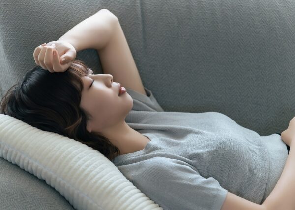 春になると頭痛が増えるのは自律神経のせい？