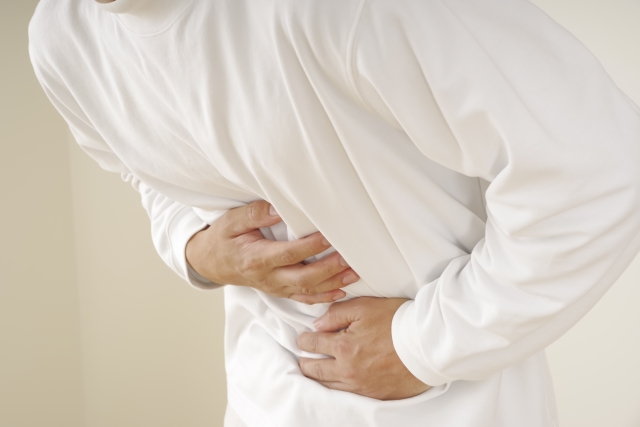 生まれつきのアトピーは整体で変わるのか？自律神経と排泄機能からの再考